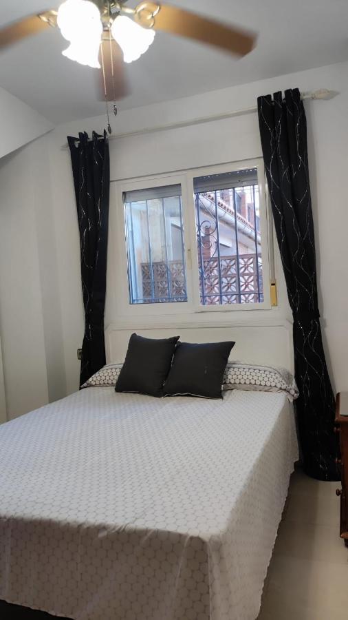 Apartamento Cerca De La Playa Apartment Malaga Luaran gambar